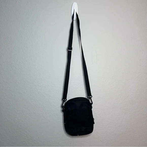 Champion Women's Size Large Reverse Weave Houndstooth Logo Pullover Hoodie - Picture 9 of 13